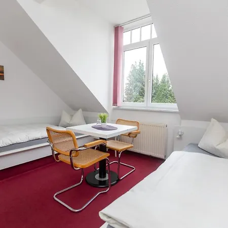 Гостевой дом Zum Lindeneck